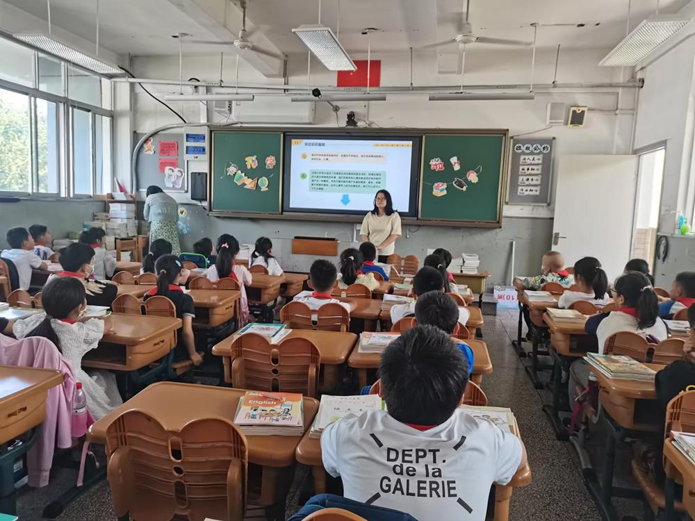 e894c7ce14f24098ad4f78af0f0945c0.jpg e894c7ce14f24098ad4f78af0f0945c0.jpg