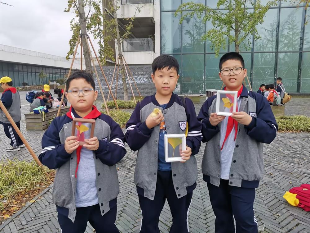 553577e6d83148e19be4fb46d1bbd0fe.jpg 553577e6d83148e19be4fb46d1bbd0fe.jpg